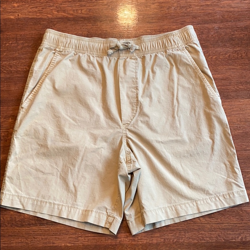 American Eagle Khaki Shorts
